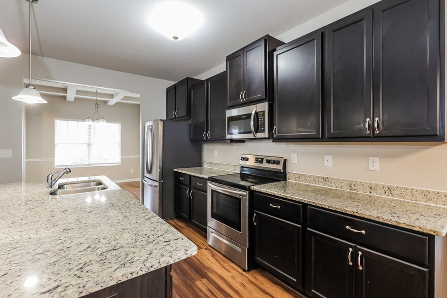 Building Photo - 184 Addy Ln