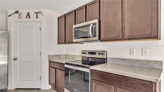 Building Photo - 16702 Carlton Pond St