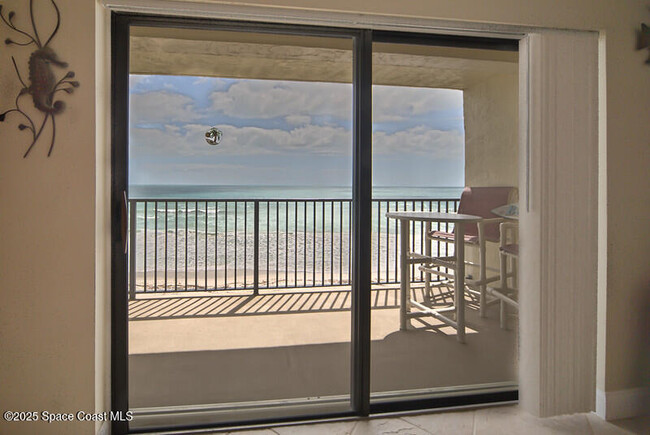 Building Photo - 1465 Jimmy Buffett Mem Hwy