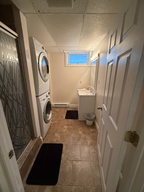 Building Photo - 46 Brewster Cir