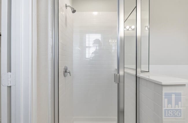 Building Photo - 113 Zuma Dr