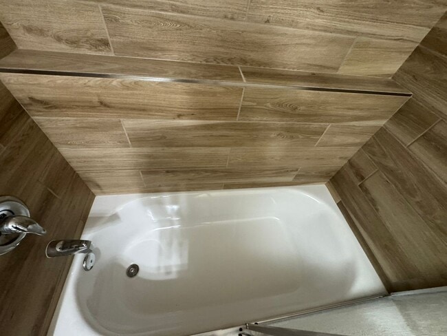 Building Photo - 3BR,2BS Custom home w/3 Car-Boat Deep Garage-Target shopping area