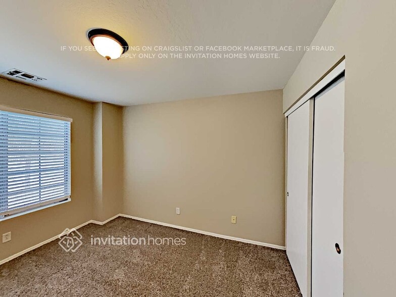 Building Photo - 8930 W Avalon Dr