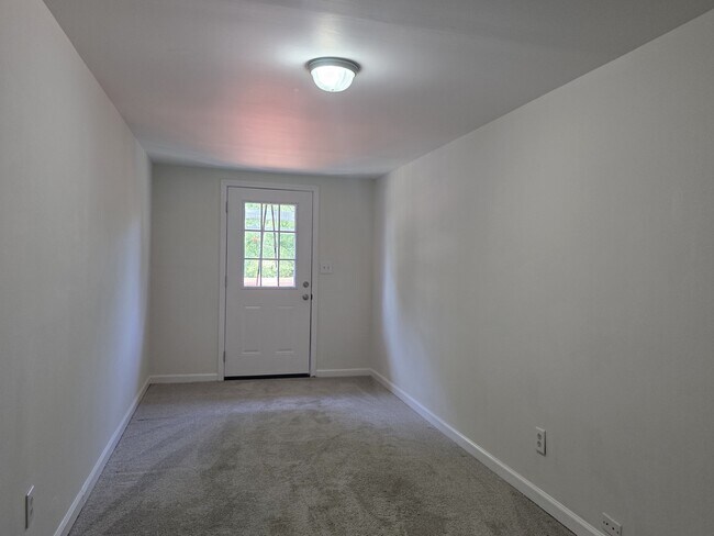 Building Photo - 1429 Stovall St