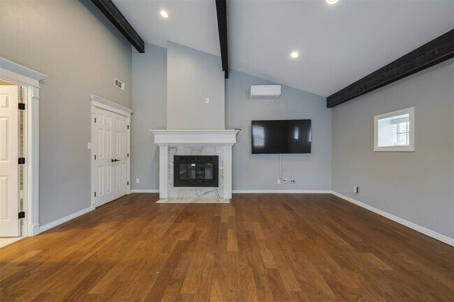 Building Photo - 2725 NW 68th St