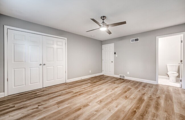 Building Photo - Charming 4-Bedroom, 3-Bath Single-Family H...