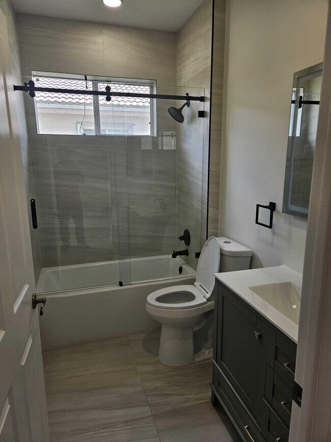 Building Photo - 7835 NW 78th Ave