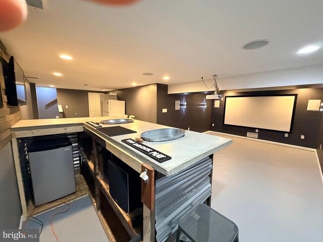 Building Photo - 8710 Pamper Ln