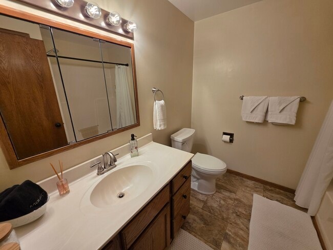 Building Photo - 262 Highland Pike Rd