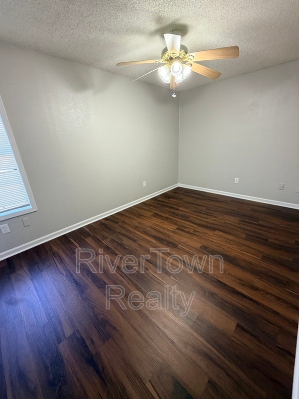 Building Photo - 3494 Sealy Ave