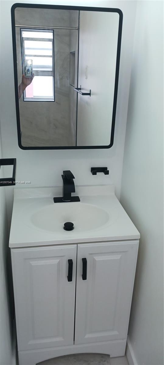 Building Photo - 2272 SW 8th St