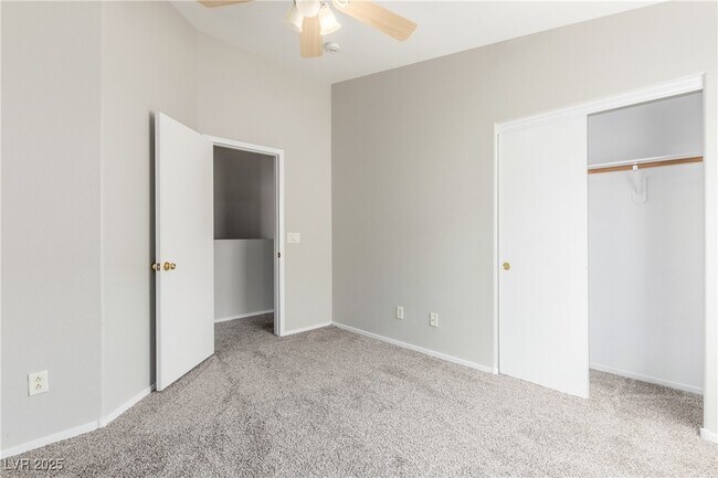Building Photo - 6409 Stone Dry Ave