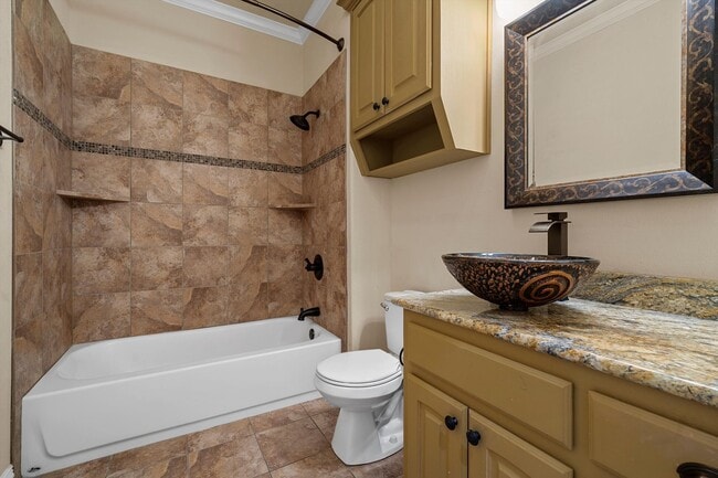 Building Photo - 7030 Flagstone Cir