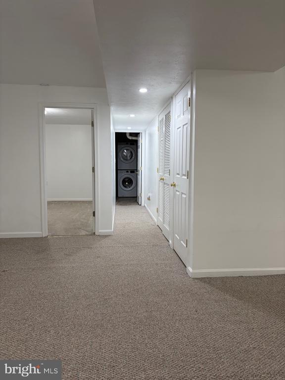 Building Photo - 1914 Meadowgate Ct