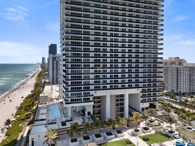Building Photo - 1830 S Ocean Dr