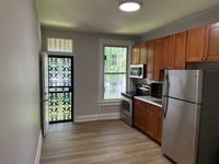 Building Photo - Cozy 1 Bedroom Studio Apartment in Charles Village Community