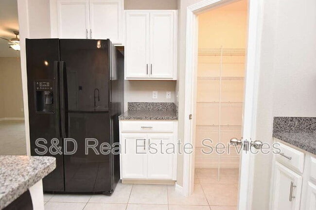 Building Photo - 5643 Keaton Springs Dr