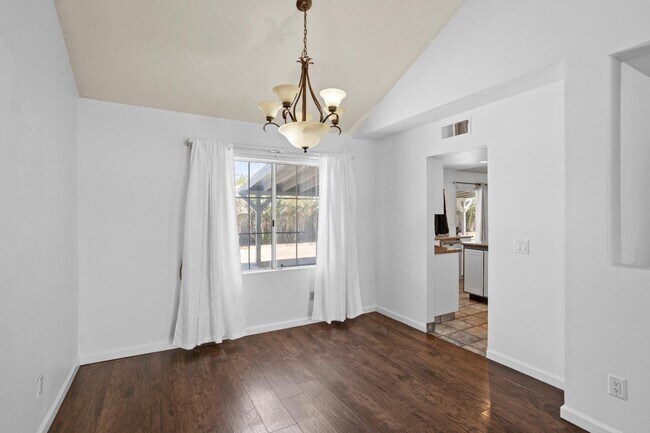 Building Photo - 14710 Ponderosa Ranch Rd