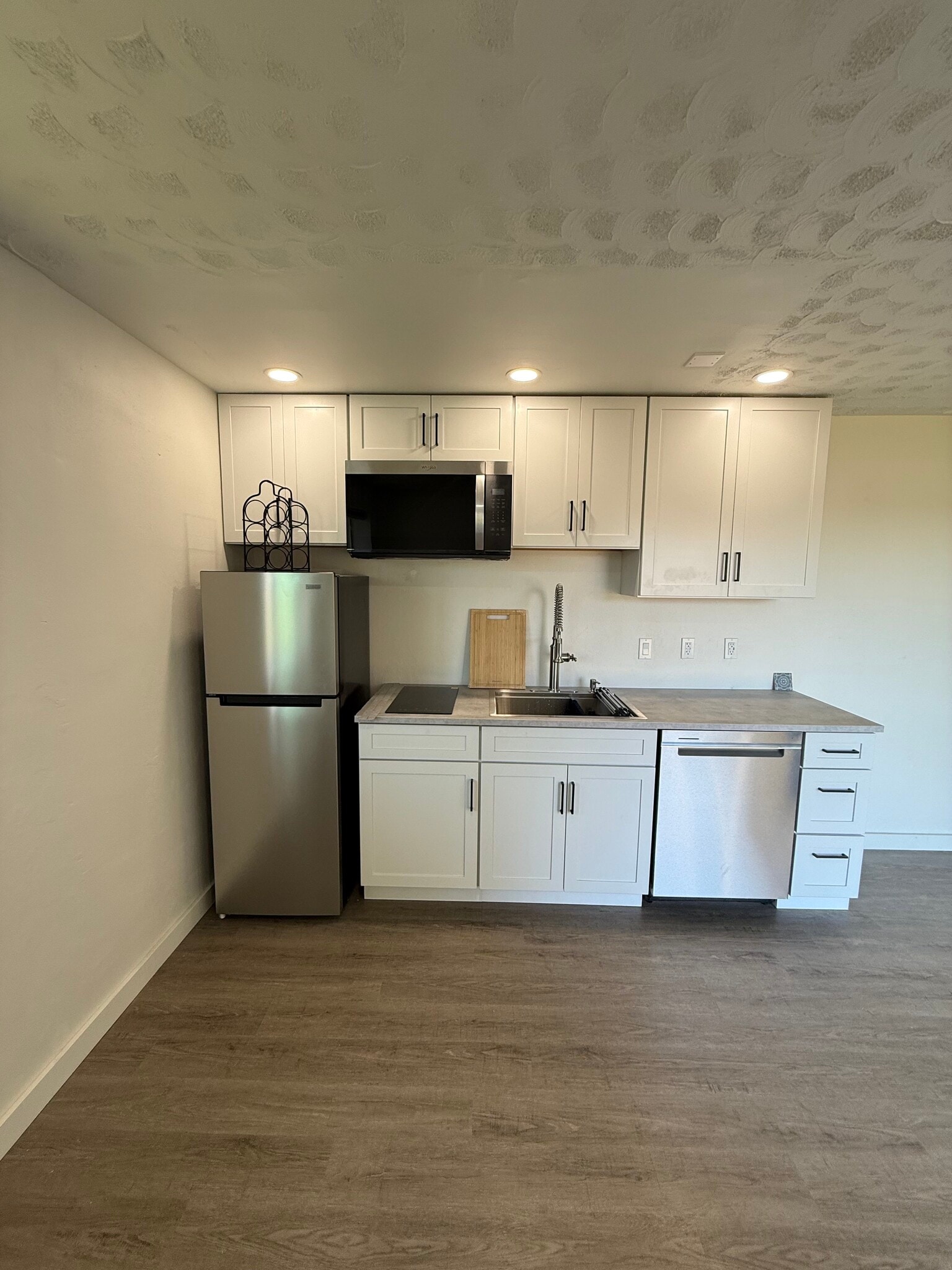 Building Photo - 103 A St