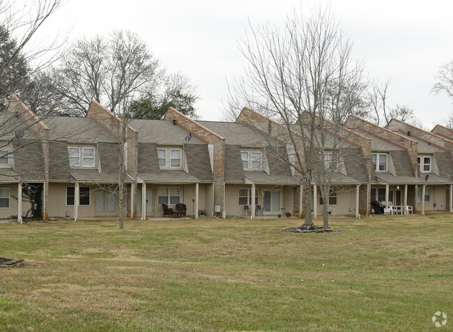 Building Photo - John Sevier Apartments