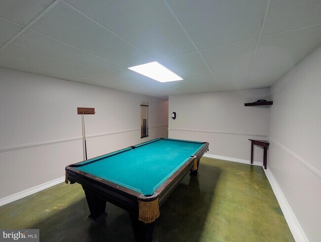 Building Photo - 114 Lenape Dr