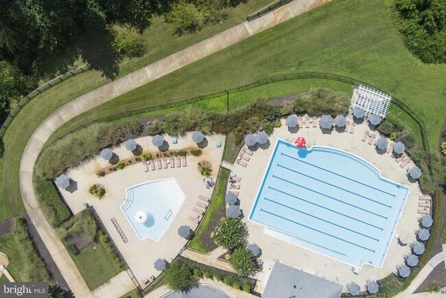 Building Photo - 15305 Kettlebaston Ln