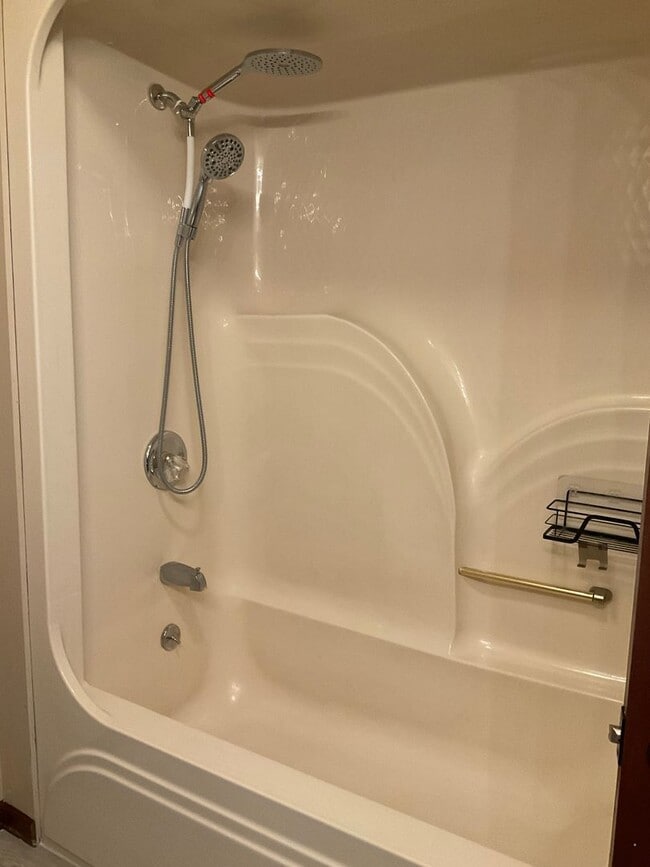 Building Photo - 2903 Lake Lorraine Cove