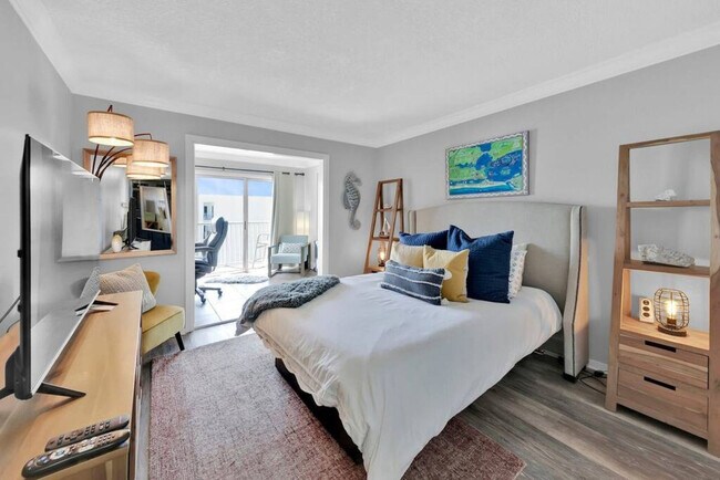 Building Photo - 769 Sundial Ct