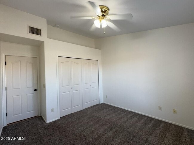 Building Photo - 3954 Cll Roca