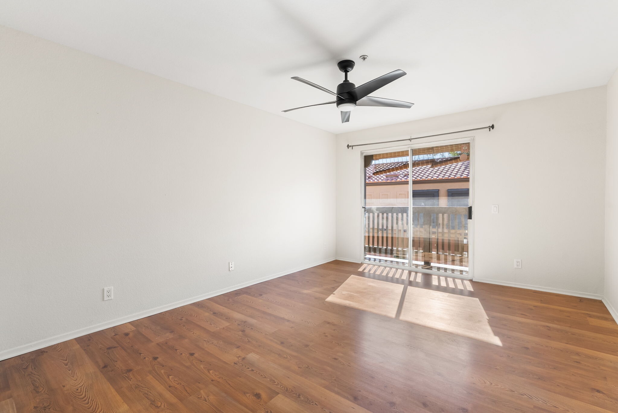 Building Photo - 155 N Cross Creek Rd