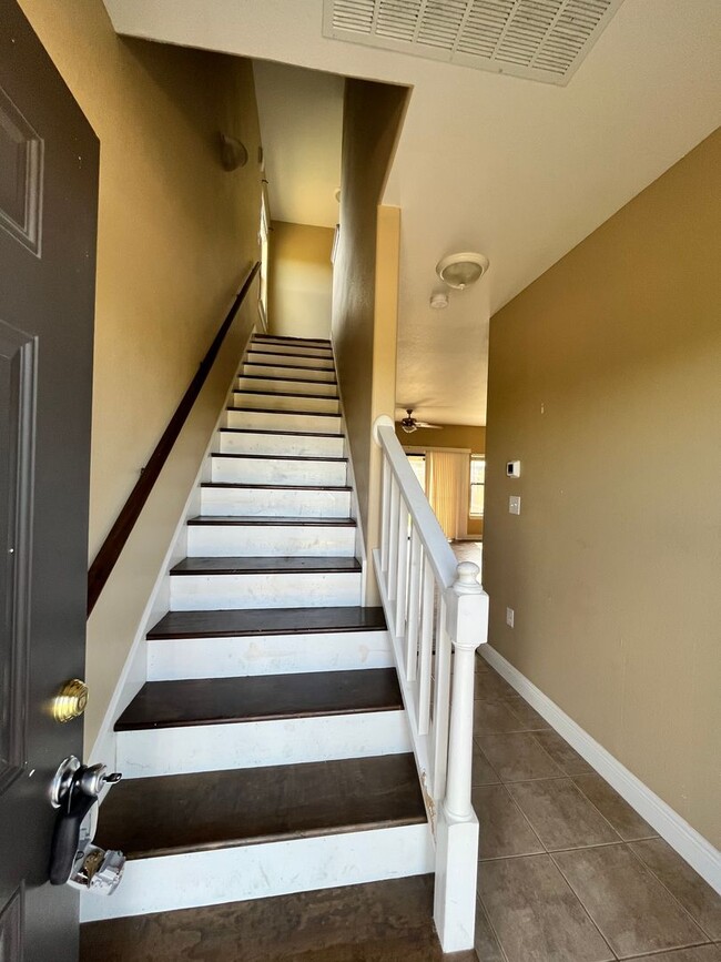 Building Photo - 105 Homonu Ct