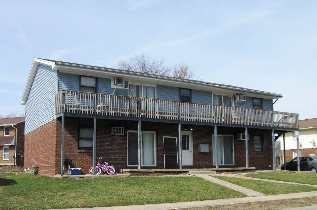 Building Photo - 1007 Charlotte Dr