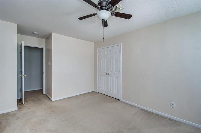 Building Photo - 22023 Holly Branch Dr