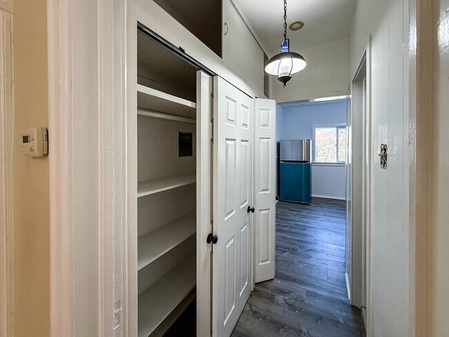 Building Photo - 90 Carlton Ave