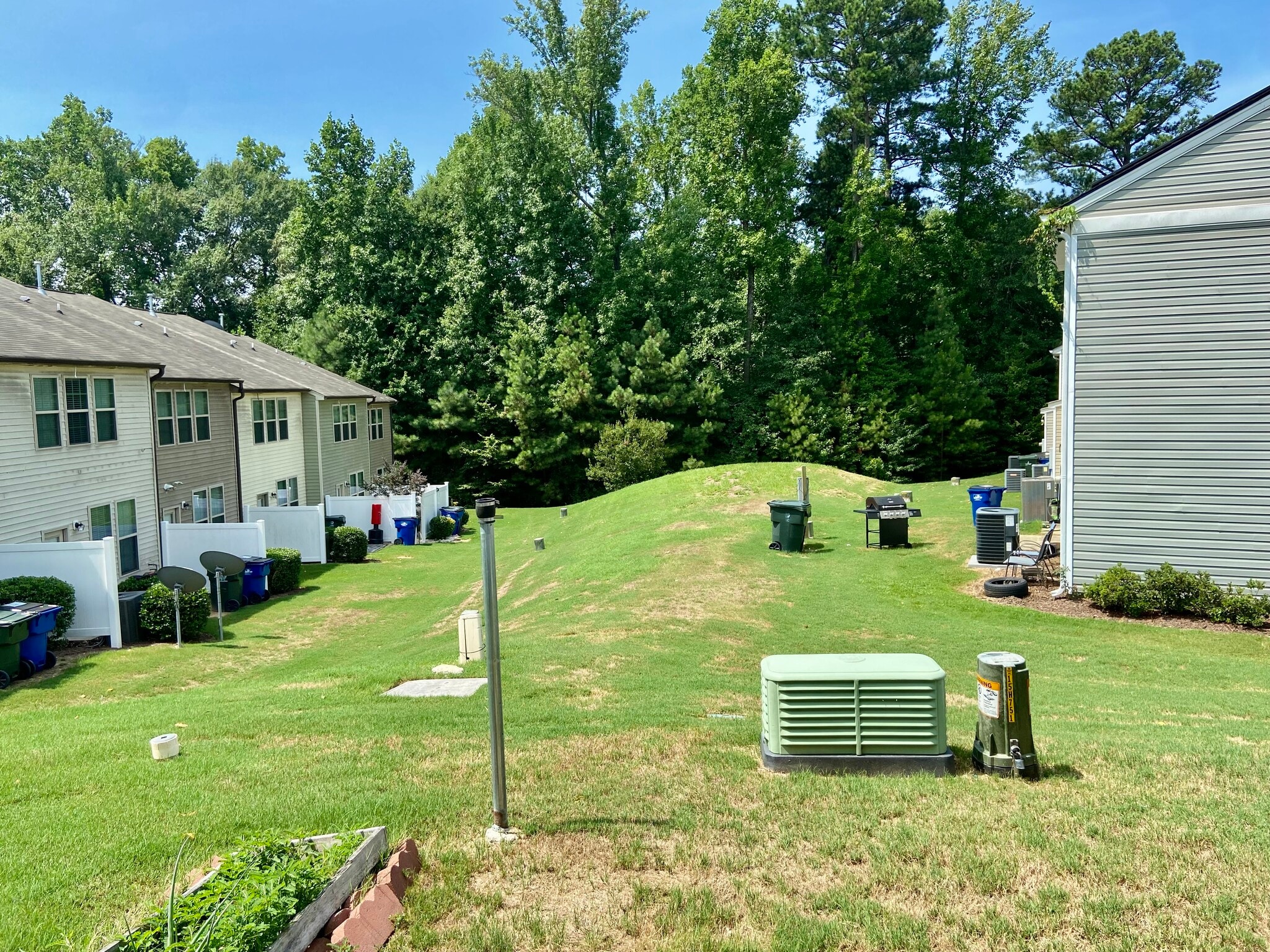 Building Photo - 1328 Stone Manor Dr