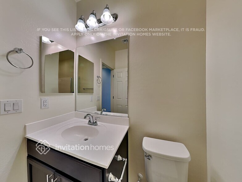 Building Photo - 5709 W Atlantis Ave