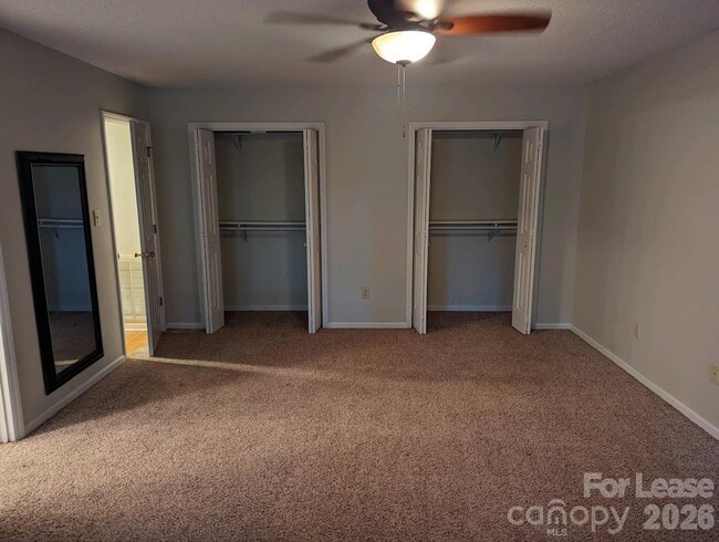 Building Photo - 3984 Wind Rock Ct