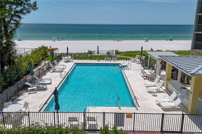 Building Photo - 3483 Gulf Shore Blvd N