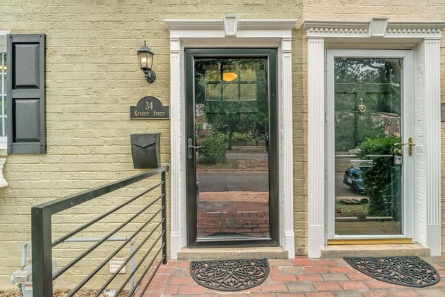 Building Photo - Charming Alexandria Home in Del Ray