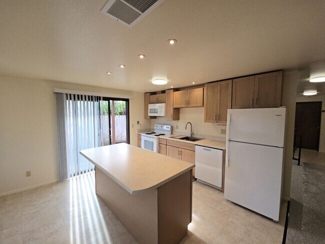 Building Photo - Remodeled 3BD/2A Arcata home close to parks, schools!