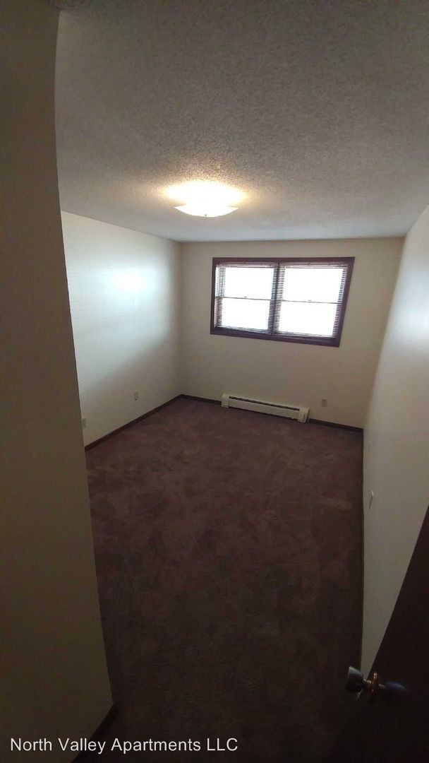 Building Photo - 3808 6th Ave
