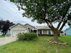Building Photo - Wonderful 3 Bedroom 2 Bathroom Ranch Style...