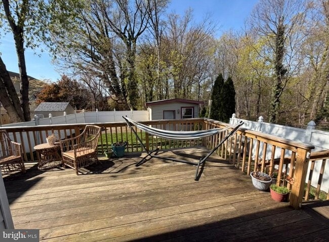 Building Photo - 131 E Ormond Ave