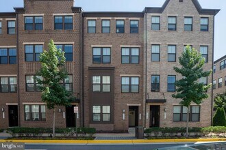 Building Photo - 20704 Wood Quay Dr
