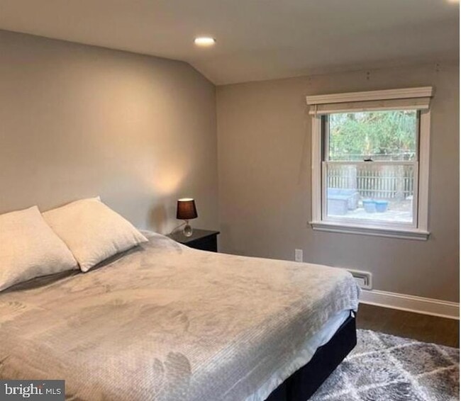 Building Photo - 431 Covered Bridge Rd