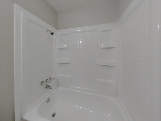 Building Photo - 4227 Burkegate Dr