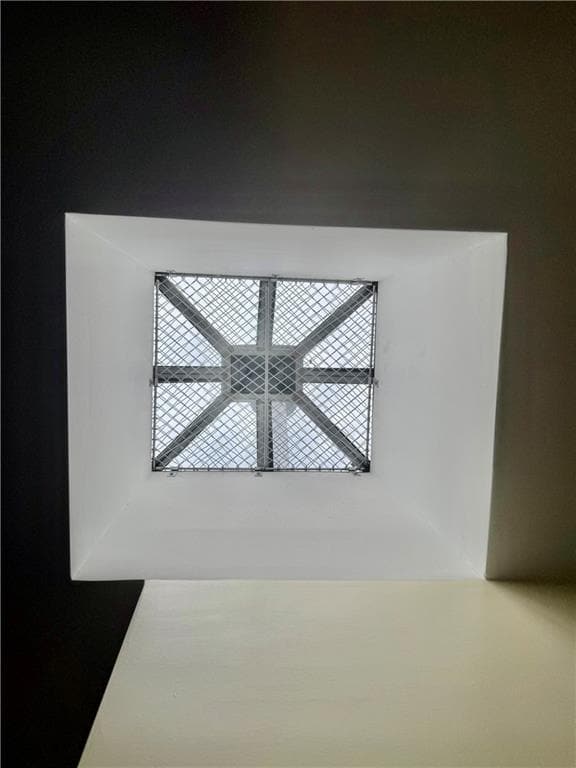 Building Photo - 561 61st St