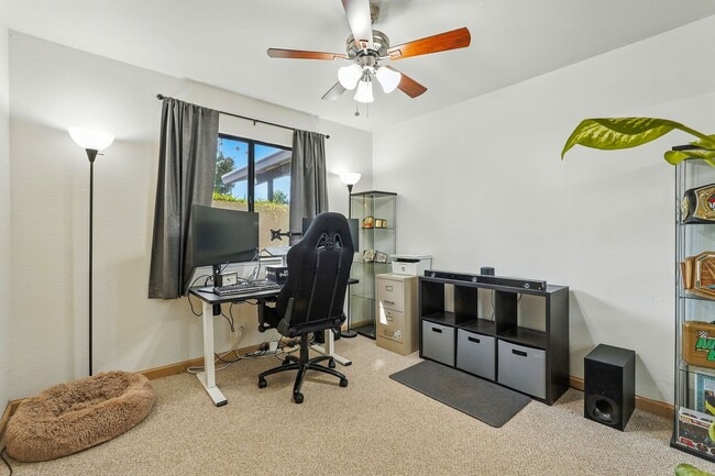 Building Photo - Single-Story 3 Bedroom Home in Quiet El Do...