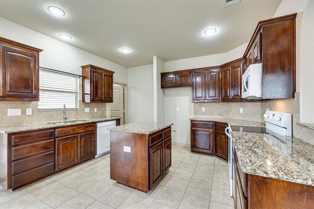 Building Photo - 1445 Elkford Ln