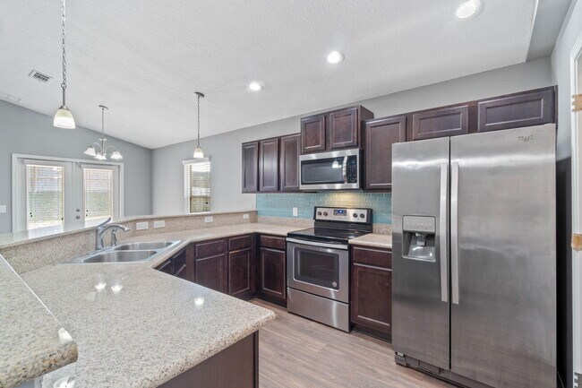 Building Photo - 229 Croft Cir